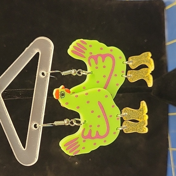 Felt's Fun Finds Jewelry - Chicken in Glitter Rainboots 2" Earrings